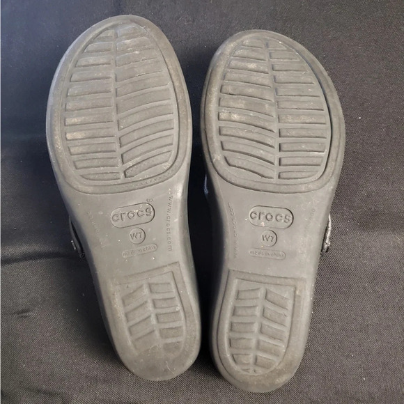 Crocs Strappy Black‎ Sandals Women’s 7 - Picture 6 of 7